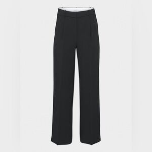 Aritzia effortless pant